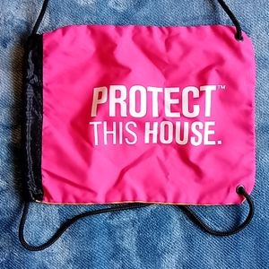 Under armour drawstring bag